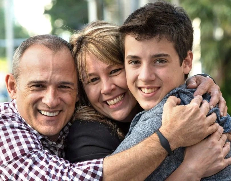 面对青春期的熊孩子，父母们可以怎么样平稳度过